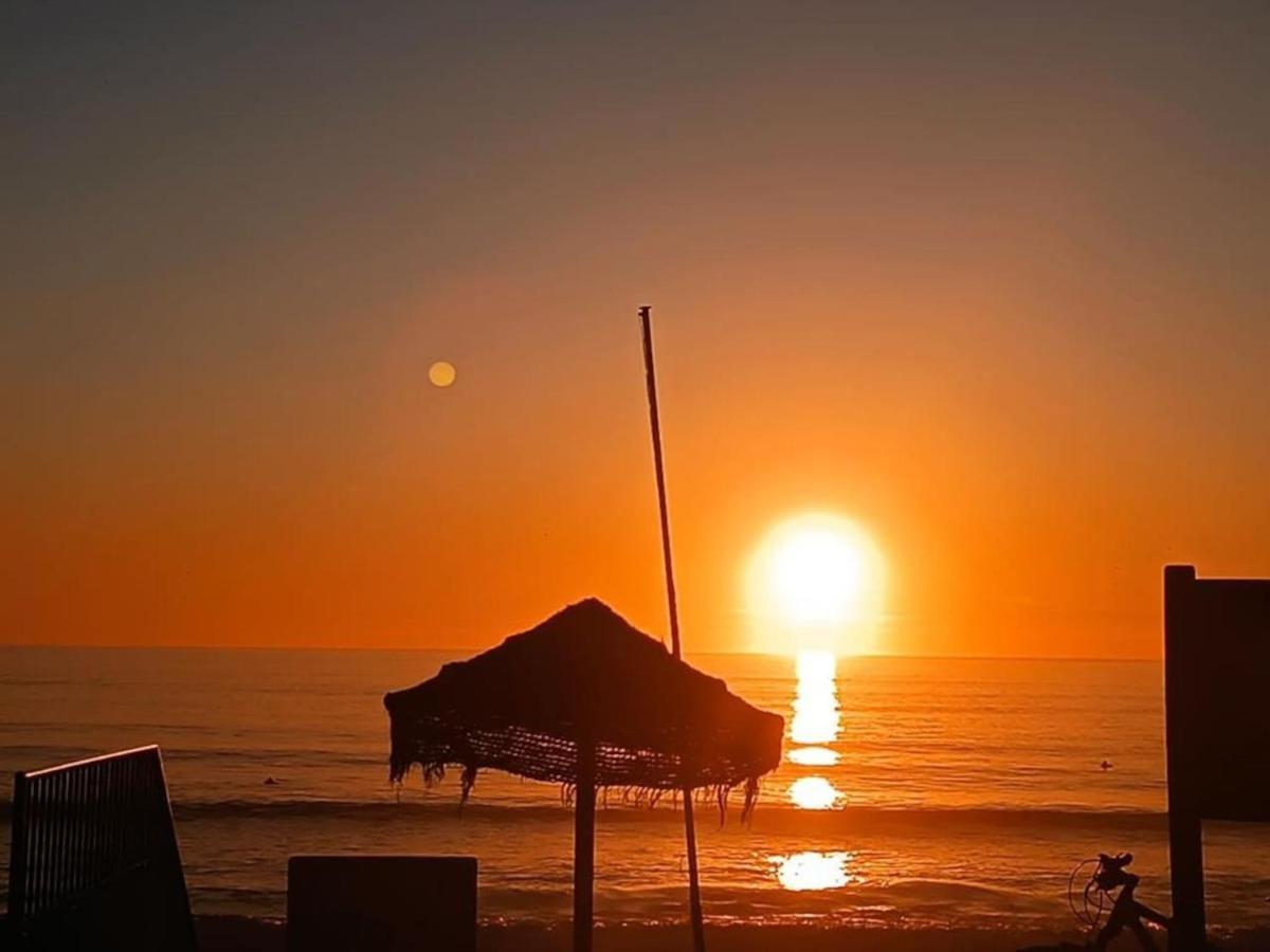 The Beach Place Costa da Caparica Exterior foto
